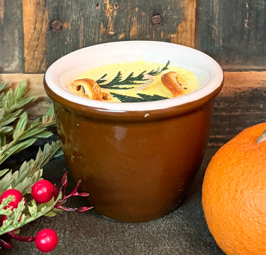 NV-C5 Soy Candle in Pottery Brown Custard Cup - Evergreen & Citrus