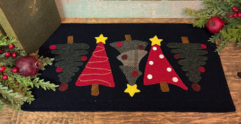 DD-322 Christmas Trees Wool Mat