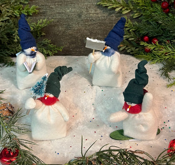 FA-1001 Little Fabric Snowfolk