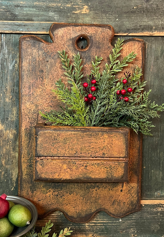 MA-23P Hanging Wood Wall Pocket - Pumpkin over Black