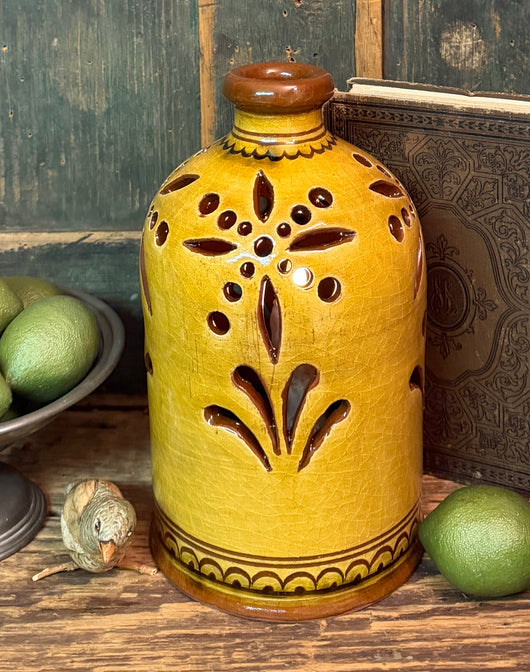 SE-219B Redware Luminary - Yellow