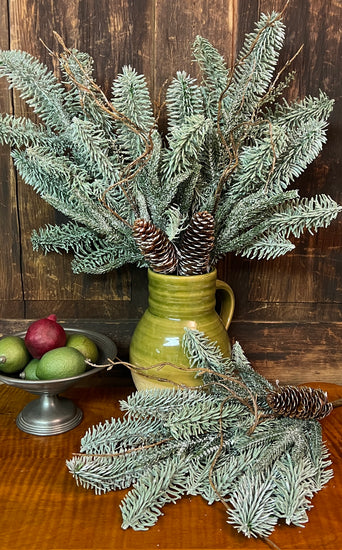 RA-190 Icy Hemlock & Pinecone Pick