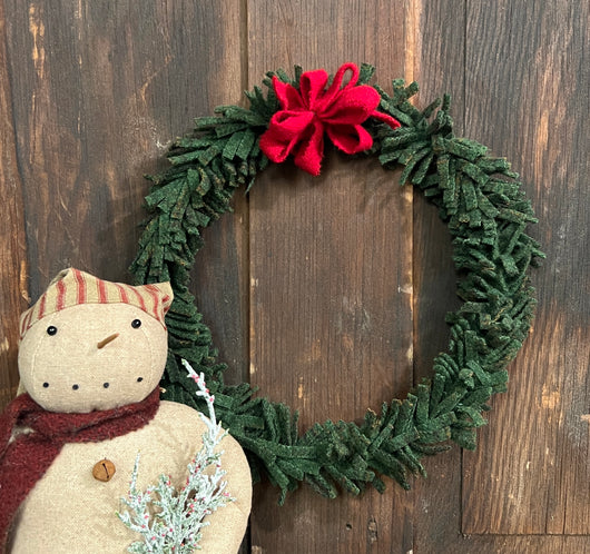 PB-MW Hand-made Medium Wool Holiday Wreath