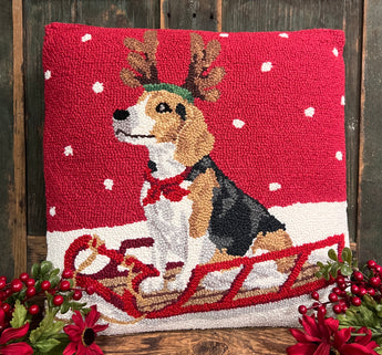 PH-78 Beagle on Sled Wool Hooked Pillow