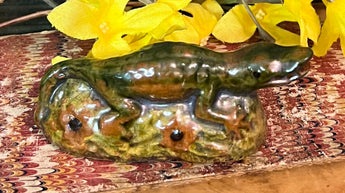 GMS-F85 Shooner Redware Gecko Figurine