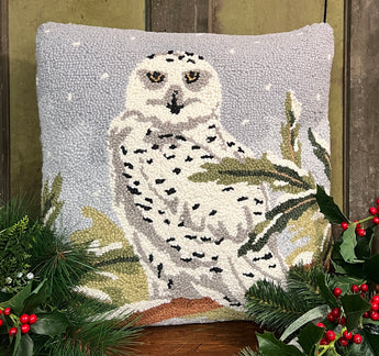 PH-140 Owl Hooked Pillow