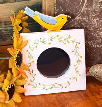 ER-2623 Hand-painted Yellow Bird & Vine Frame