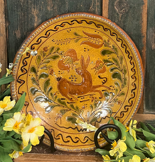 GMS-1505 Shooner Redware Bunny & Tulips Plate