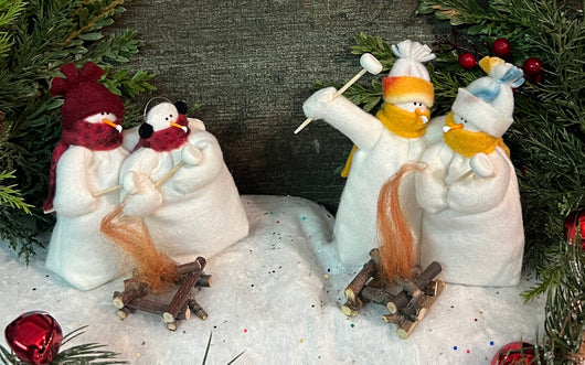 FA-2100 Med Fabric Snowfolk Couple Roasting Marshmallows with Fire