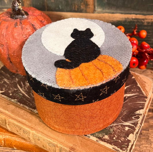 PB-66A Small Fabric Cover Box with Wool Black Cat Applique