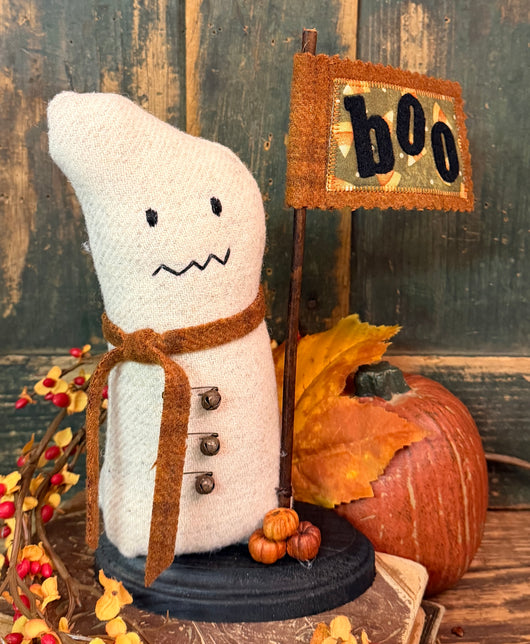 PB-724 Wool Ghost with BOO Flag on Wood Base