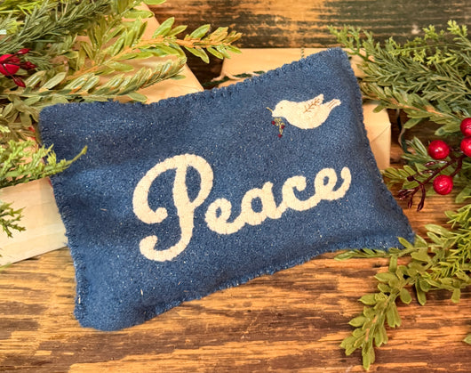 PB-738 Maine Balsam 'Peace & Dove' Pillow Tuck