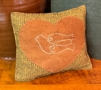 PB-641A Redware Design Pillow Tuck - Bird