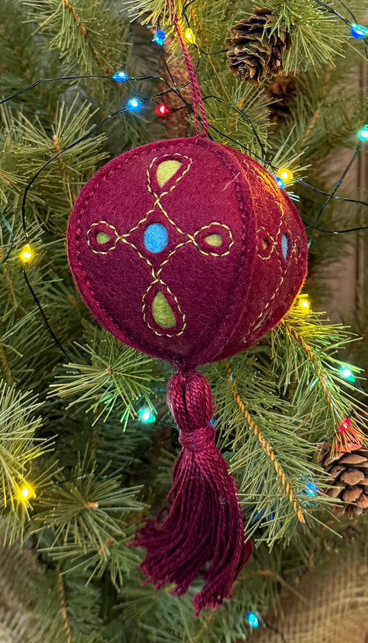 NG-227D Wool & Felt Merino Ornament - Wine