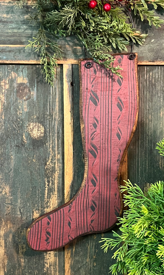 MA-24G Small Wood Combed Hanging Stocking