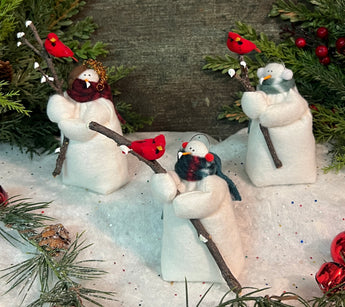 FA-1017 Med Fabric Snowfolk with Cardinal on Branch