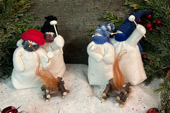 FA-2100 Med Fabric Snowfolk Couple Roasting Marshmallows with Fire