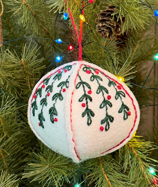NG-227C Wool & Felt Merino Ornament - White