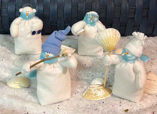 FA-906 Med Fabric Beach Snowfolk