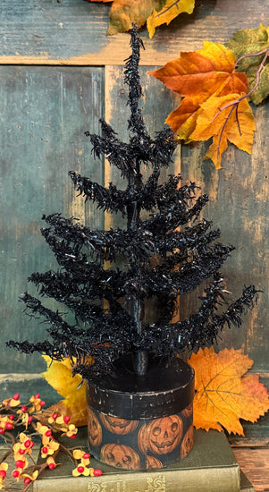 PEN-193 Sparkly Black Tree in Round Box