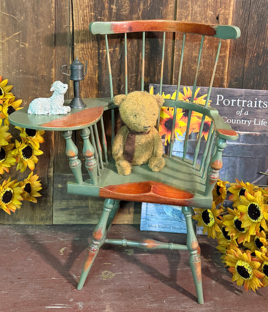 AW-05 Mini Windsor Writing Arm Chair - Green