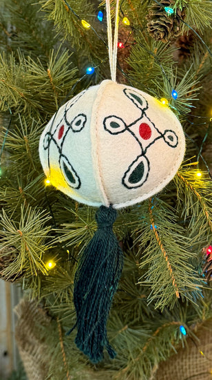 NG-227E Wool & Felt Merino Ornament - White