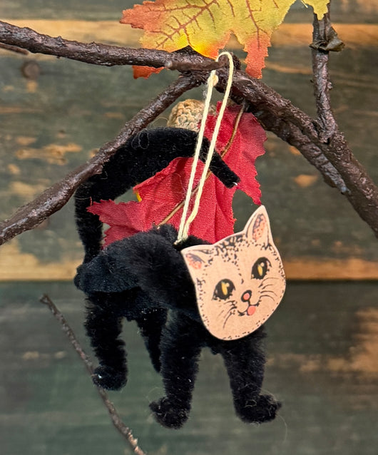 ERX-2676 Cat Pipe Cleaner Ornament