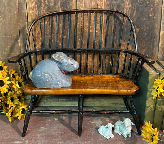 AW-12 Mini Windsor Bench - Black