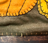 NV-1008 Felt Cat in Jack-O Wall Hanging