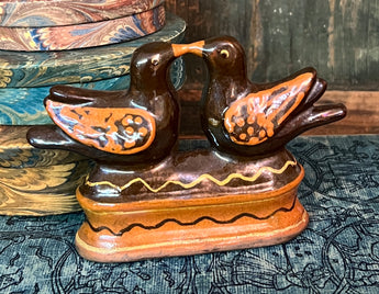 GMS-1648 Shooner Redware Love Birds Figurine - Brown