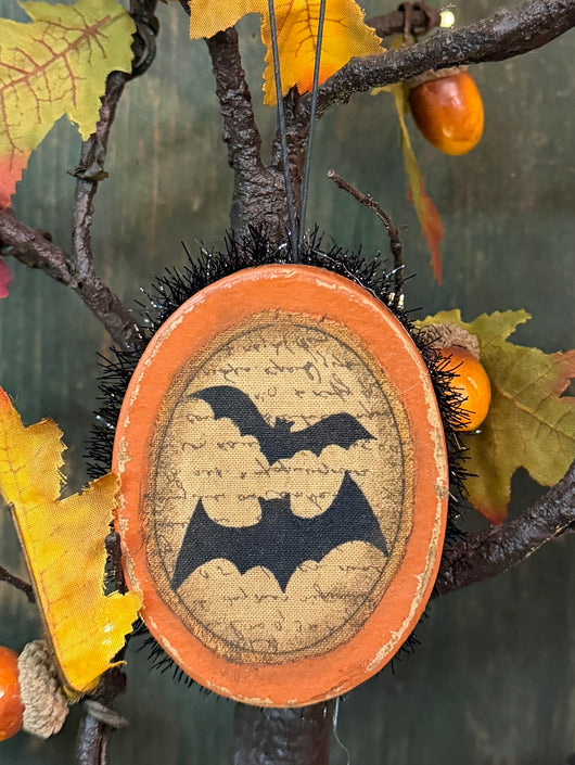 PEN-215 Painted Box Ornament - Bats