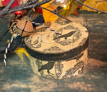 PEN-191 Box Ornament with with Crow Design