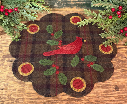 PB-730 Scalloped Wool Mat with Appliqued Wool Cardinal & Pennies