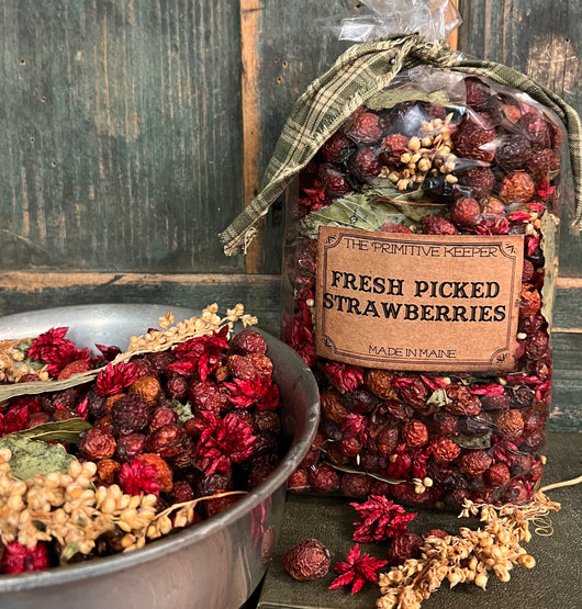 PK-P-FS Fresh Picked Strawberries Scented Potpourri