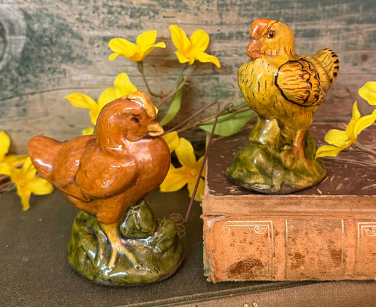 GMS-F100 Shooner Redware Chicken Figurines