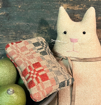 CD-KS3 Red & Green Coverlet Kitty Catnip Sachet