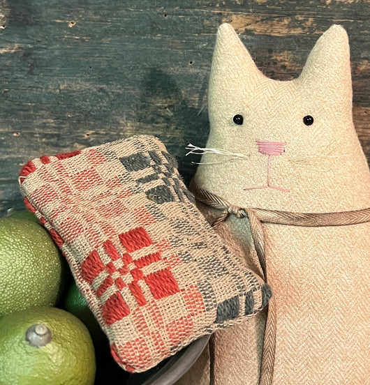 CD-KS3 Red & Green Coverlet Kitty Catnip Sachet