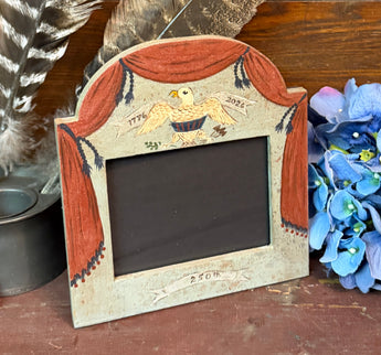ER-2633 Hand-painted Light Blue Eagle & Drapes Frame