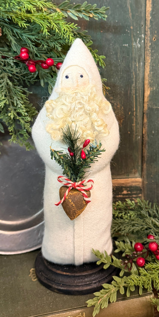 NG-243F Belsnickel in White Wool Coat with Tin Heart