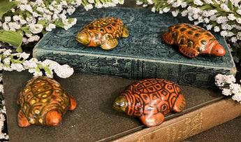GMS-F60 Shooner Redware Sm Turtle Figurines