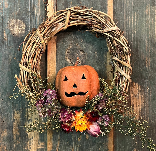 CD-F63P Orange Jack-o with Dried Flowers Wreath