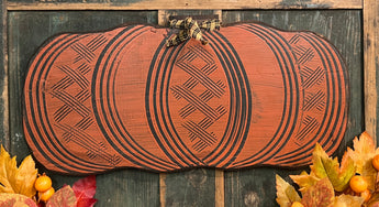 MA-16B Wood Combed Pumpkin Plaque