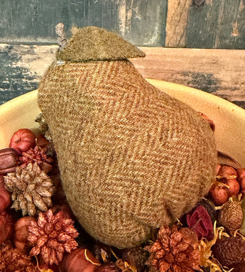 PB-377 Wool Pear with Stem
