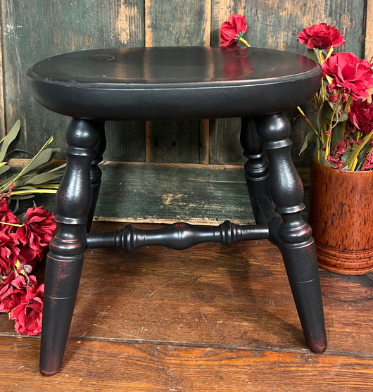 LC-CS-BLK Black Cricket Stool