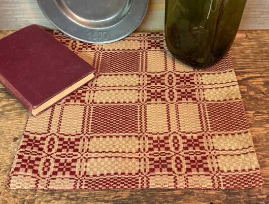 CD-CM-RT Coverlet Candle Mat - Red & Tan