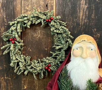 PB-SW Hand-made Small Wool Holiday Wreath