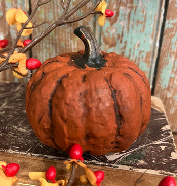 RA-157 Small Short Orange Paper Mache Pumpkin