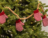 RA-139 Wood Beads & Knitted Mittens Garland