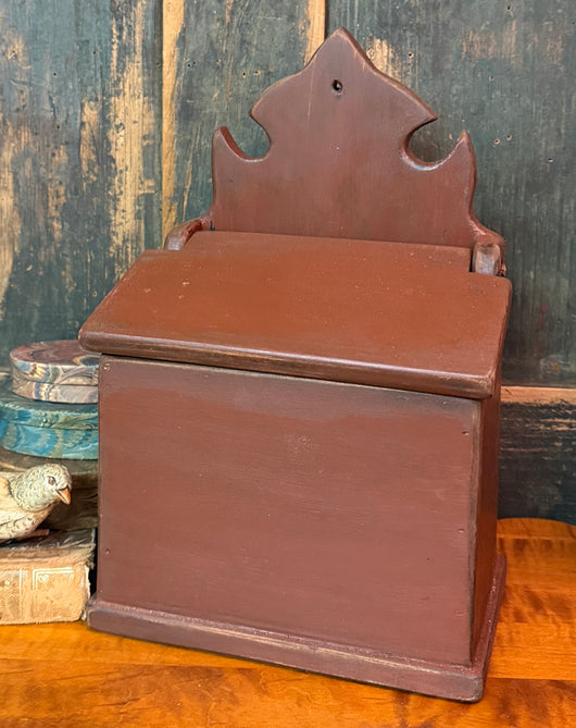 WD-05R Lift Top Saltbox - Red over Black