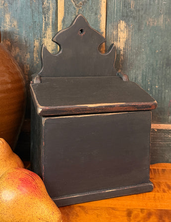 WD-05B Lift Top Saltbox - Black over Red